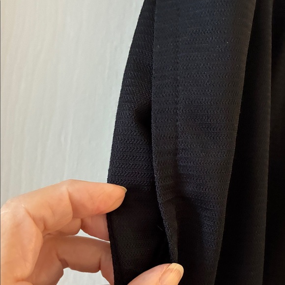 Nike Black & Gold Sports Shorts - Picture 3 of 7